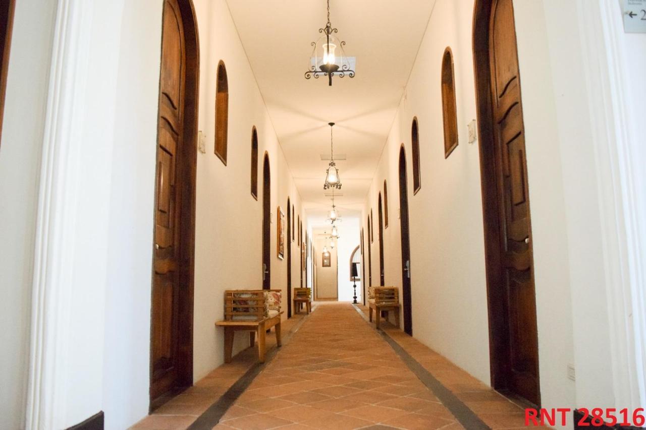 Hotel Union Хирардот Экстерьер фото