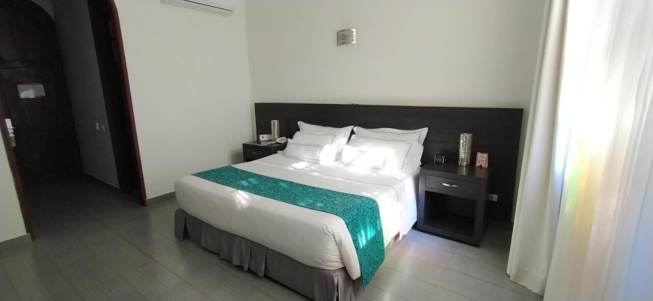 Hotel Union Хирардот Экстерьер фото